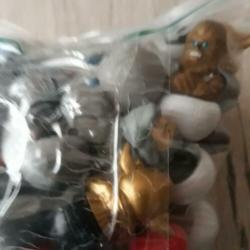 Diverse verzamel spullen .