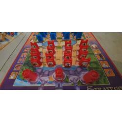 Stratego junior, compleet en ziet er perfect uit! Zie foto's