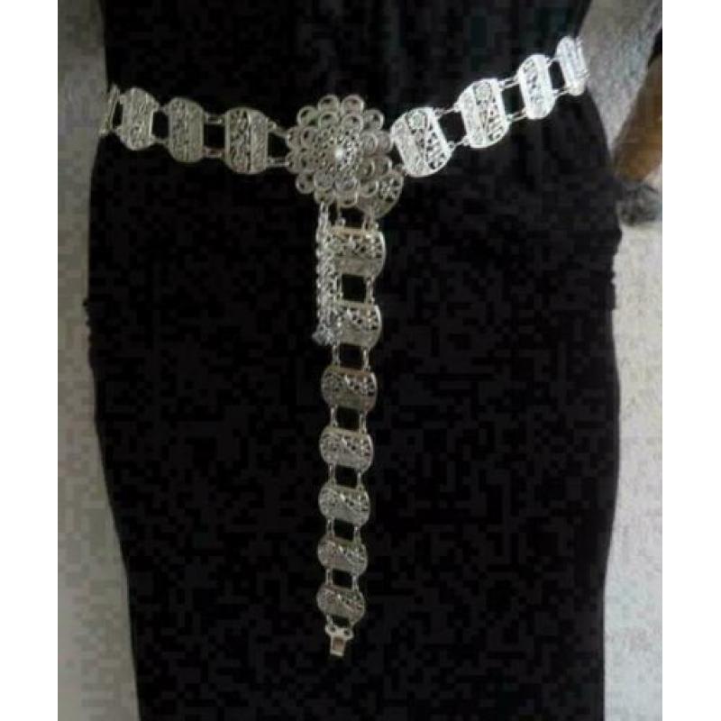 zilverkleurige schakel riem uit Thailand lengte 100 cm