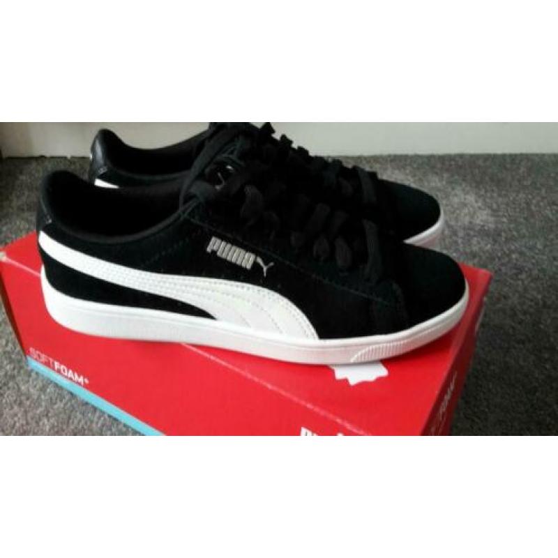 Zwart suede leren sneakers van Puma mt 36 NIEUW