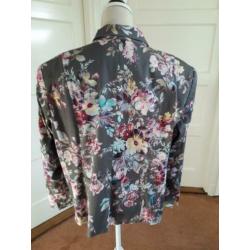Supermooie bloemen blazer van GERRY WEBER maat 46