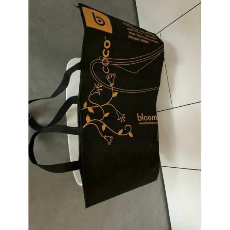 Wipstoeltje BLOOM wit met leren zitting