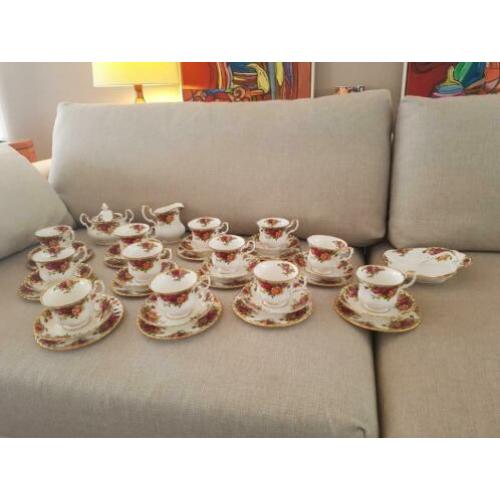 Royal Albert Old country roses ,compleet grote koffie 12 per