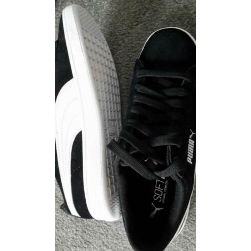 Zwart suede leren sneakers van Puma mt 36 NIEUW