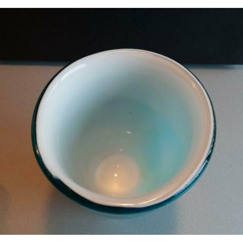 Des Pots handgemaakte azuurblauwe vaas