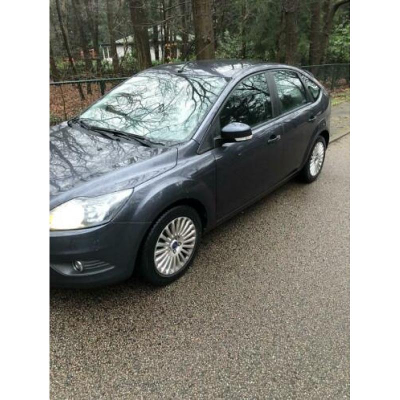 Ford Focus 1.6 Tdci 74KW 5D 2009 Grijs