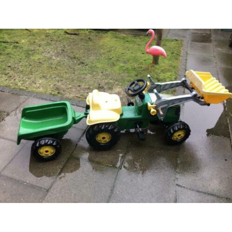 John Deere tractor met aanhanger