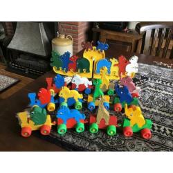 Partij Spindler rubberen / vinyl dieren , treintjes