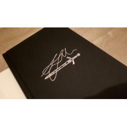 Kingdom of Ash - Sarah J Maas (Throne of Glass) hardcover