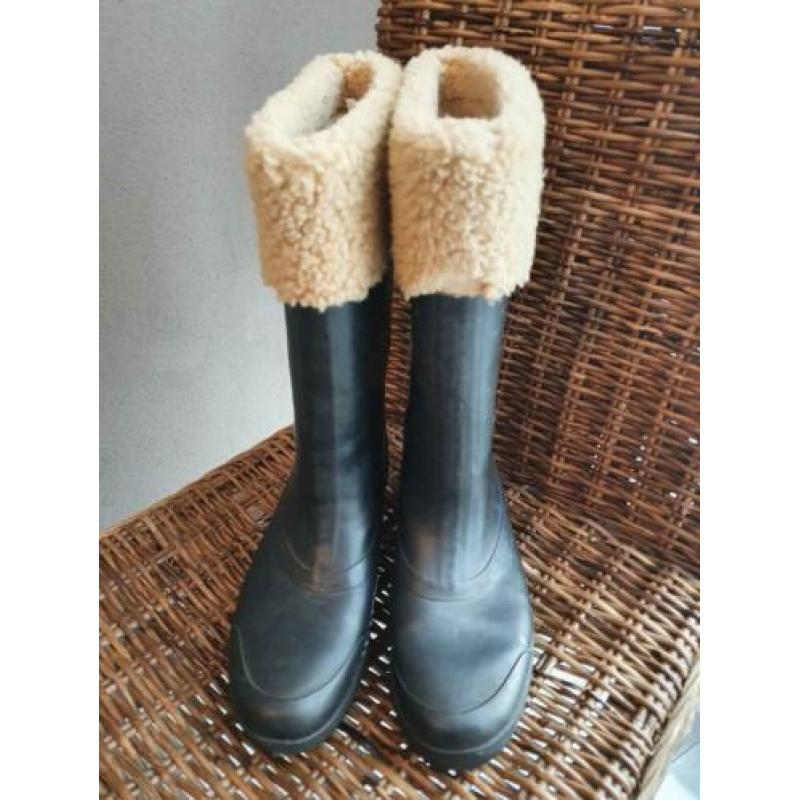 Ugg kaplaarzen maat 40