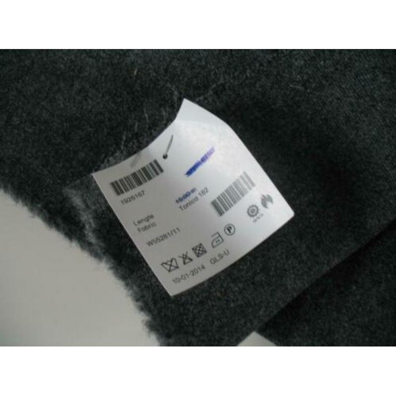 STOF VOOR DESIGN: 3 COUPONS Kvadrat Tonica grijs meubelstof
