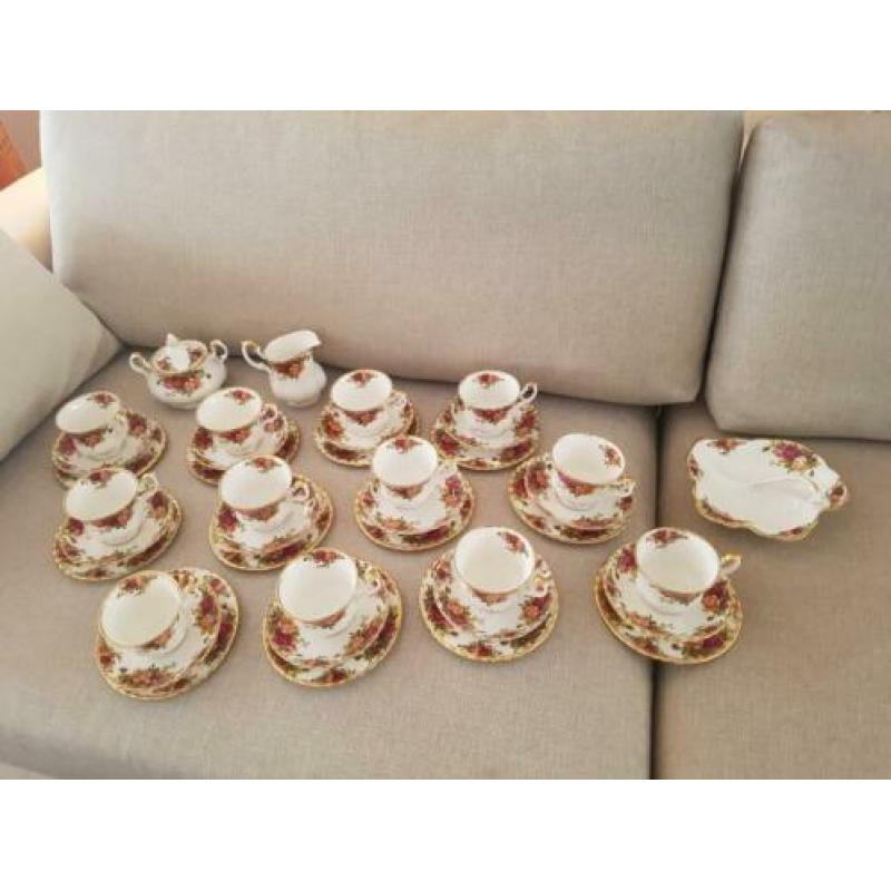Royal Albert Old country roses ,compleet grote koffie 12 per