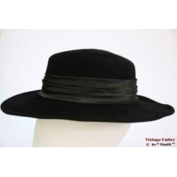 Vintage Dameshoed Chudarek zwart met grijze strik 54,5 = XS