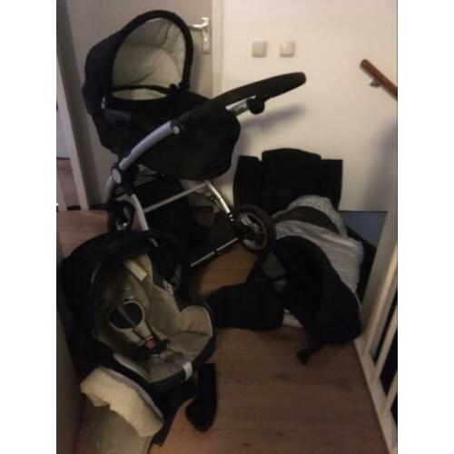 Zwarte MUTSY m MAXI COSI alles gewassen Gebr v 2 kleinkinder