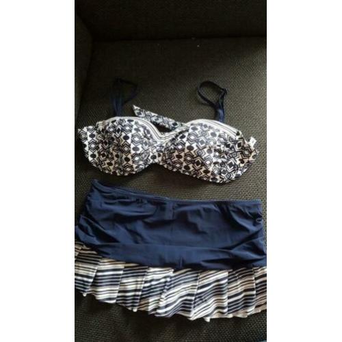 Profile bikini met rokjes broek maat 42 zgan