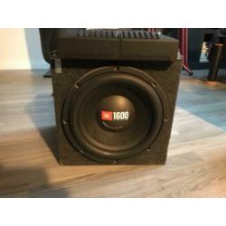 Jbl 400w subwoofer p1220 + Versterker p180.2