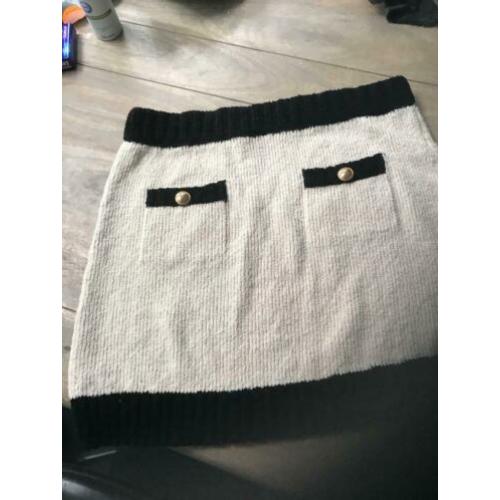 nieuwe aparte rok ZARA mt l