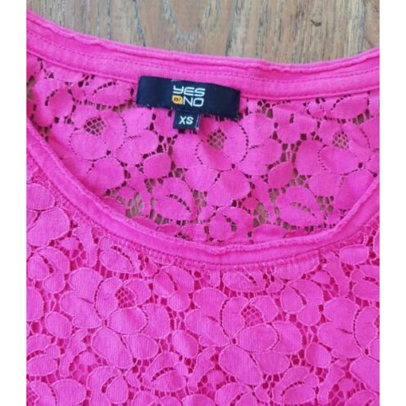 Roze kanten top xs (n1402)
