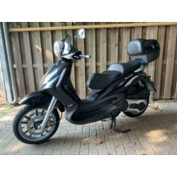 Piaggio Beverly 500 ie 4takt BJ 04-2005 (Motor scooter 500cc