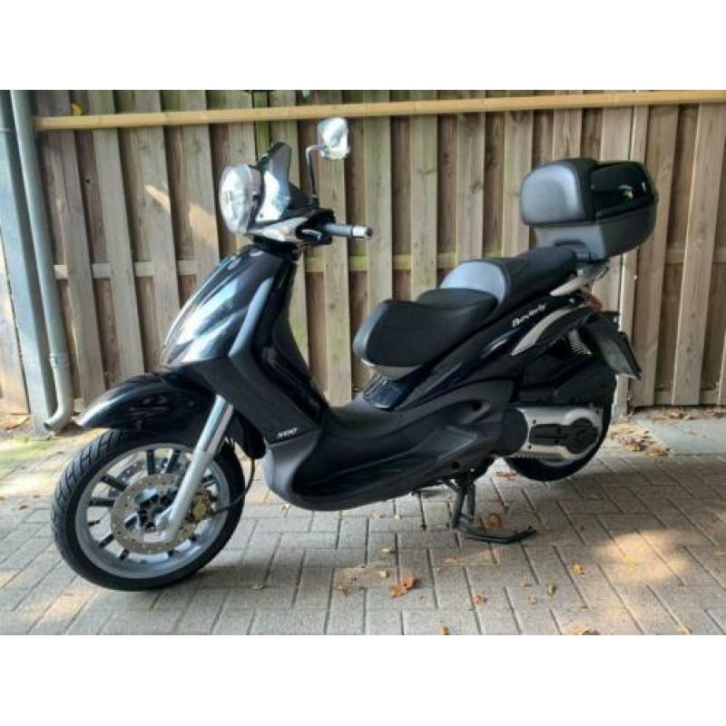 Piaggio Beverly 500 ie 4takt BJ 04-2005 (Motor scooter 500cc