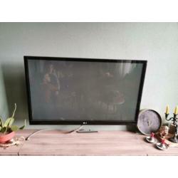 Plasma scherm van LG 107cm diagonaal