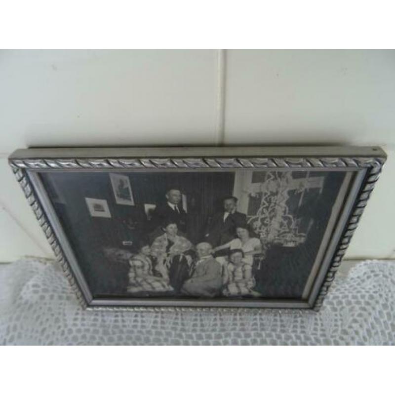 Antieke lijst + markante familiefoto foto 1920 curiosa kunst