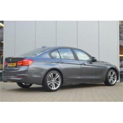 BMW 3 Serie 318d High Executive / Sportline / Leer / Automaa