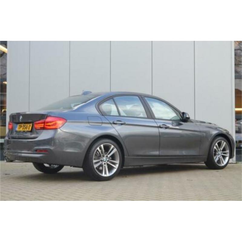BMW 3 Serie 318d High Executive / Sportline / Leer / Automaa