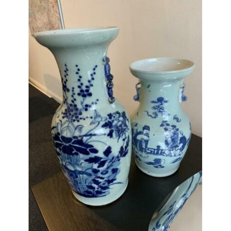 Chinees porselein twee vazen