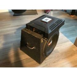 Jbl 400w subwoofer p1220 + Versterker p180.2