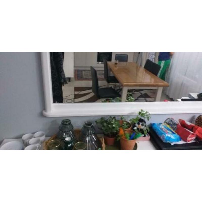 Mooie dressoir met spiegel