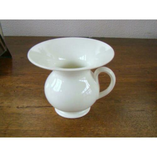 Antieke creamware Wedgwood kwispedoor/vaas