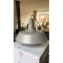 Robuuste hanglamp beton kleur