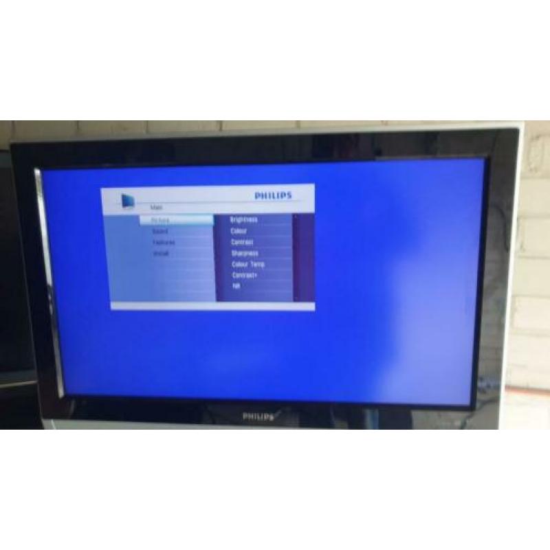 Philips 32 INCH HD TV