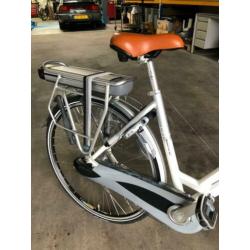 Prachtige Gazelle Chamonix Innergy, Nieuwe silver accu
