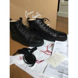 Christian Louboutin “Louis Flat Calf/Spikes” black maat 42,5