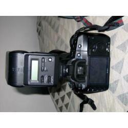 Sony A200 body met Sony 4,5-5,6/75-300 lens