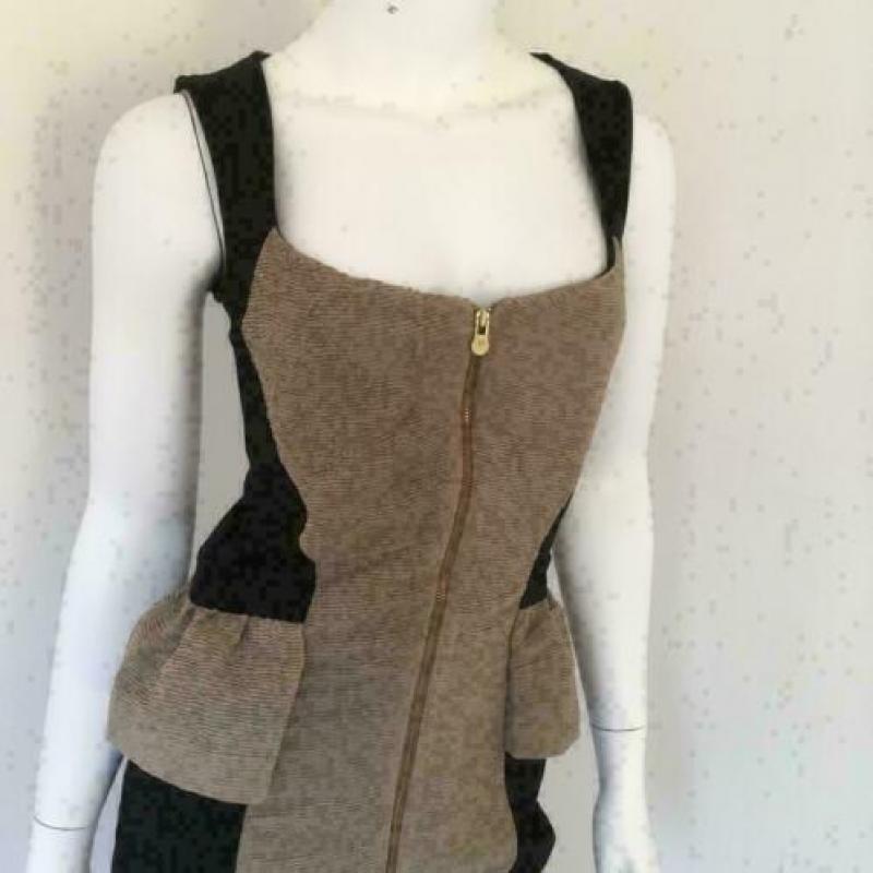 3546 Gloednieuwe exclusieve jurk SUPERTRASH; Mt=S