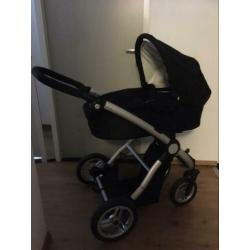 Zwarte MUTSY m MAXI COSI alles gewassen Gebr v 2 kleinkinder