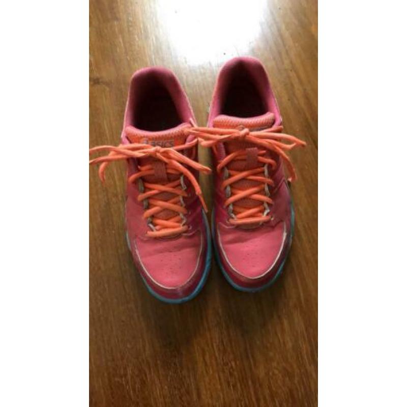 Asics maat 37 hockey schoen