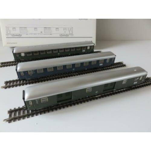 Marklin 42758 DB set met 3 sneltreinrijtuigen