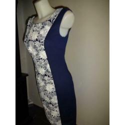 D4A Phase Eight schitterende jurk nacht blauw bloemen erop S