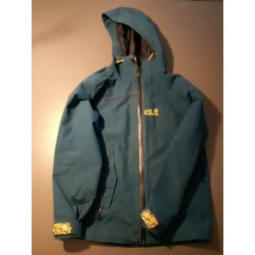Jack wolfskin regenjas maat 140/146
