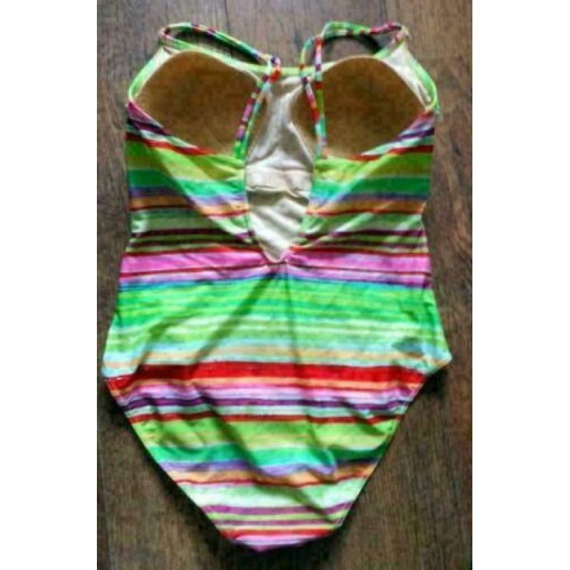 LIDEA regenboog badpak met voorgevormde B cup mt 44