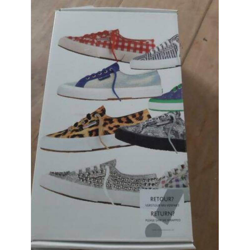 Superga gympen geel nieuw incl doos maat 40