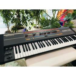 Roland Juno 106 Analoge synthesizer classic uit de 80’s