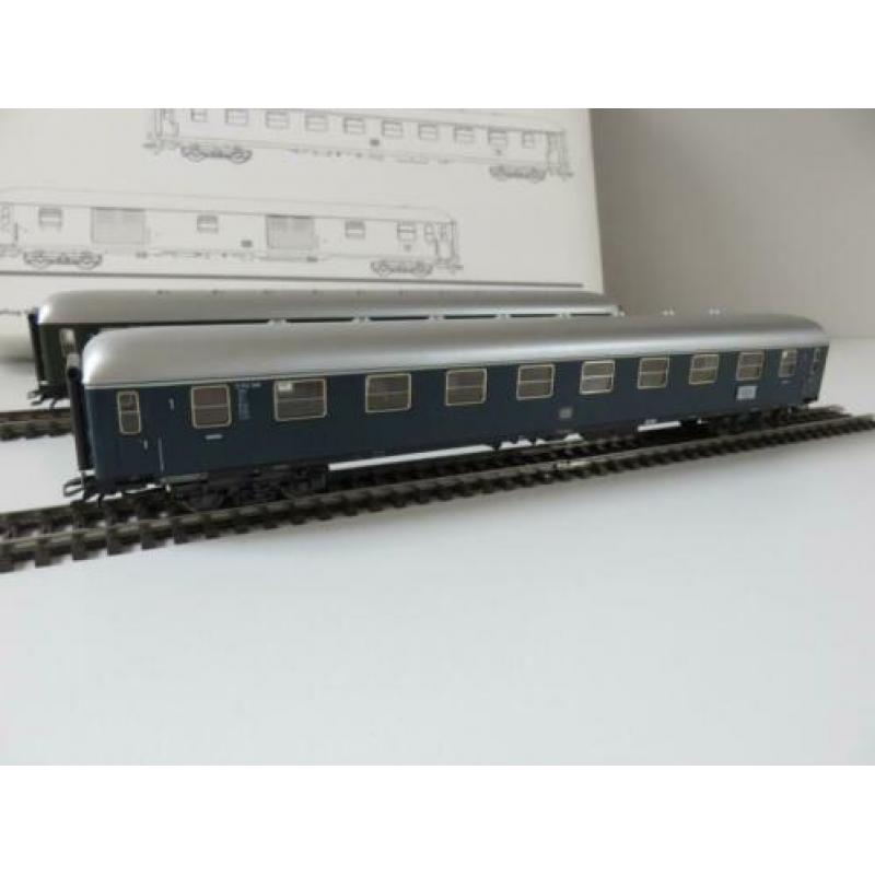 Marklin 42758 DB set met 3 sneltreinrijtuigen