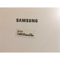 Witte samsung galaxy tab s2, 32 gb, met hoes, doos en lader