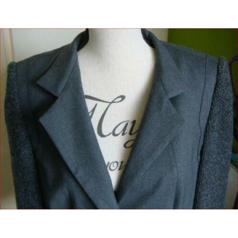 Nieuwe MARC CAIN wollen colbert/vest maat N4 (40/42)