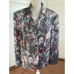 Supermooie bloemen blazer van GERRY WEBER maat 46